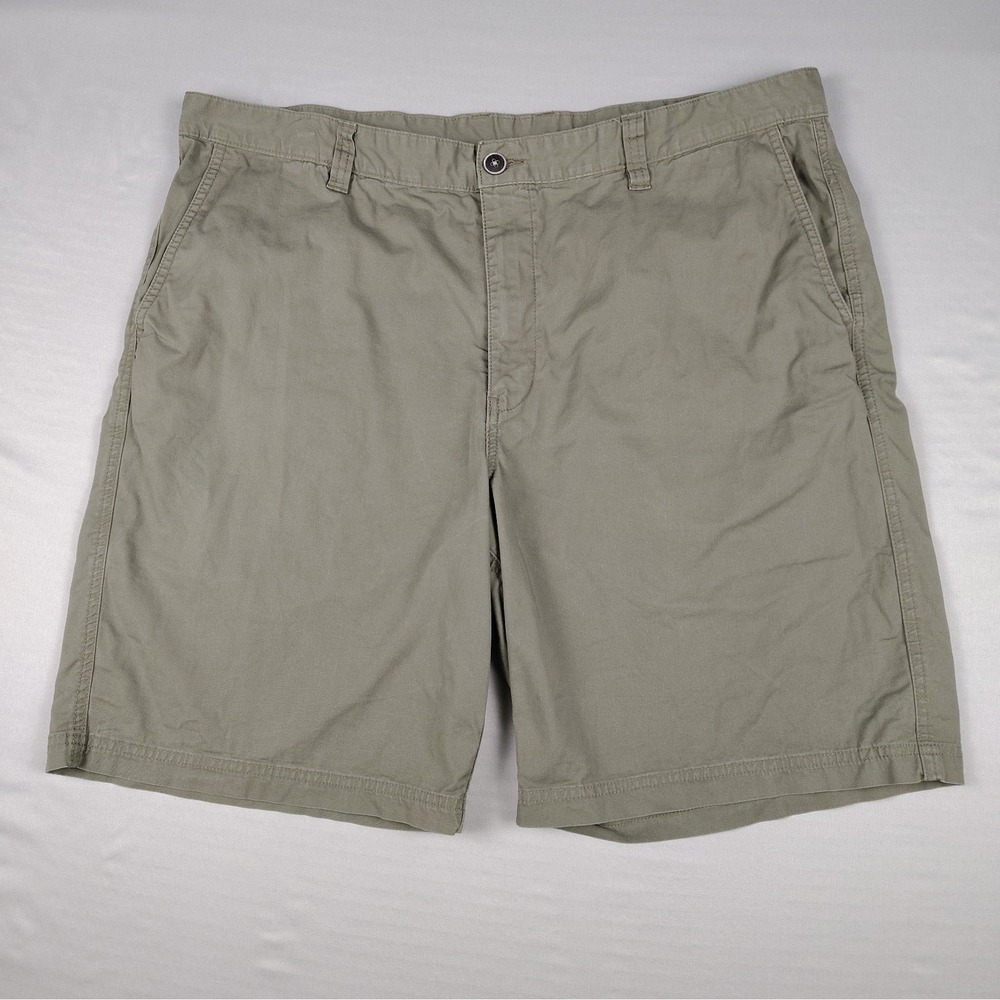 Tommy Bahama Shorts Mens 40 Khaki Olive Tencel Lyocell Stretch Flat Front Casual